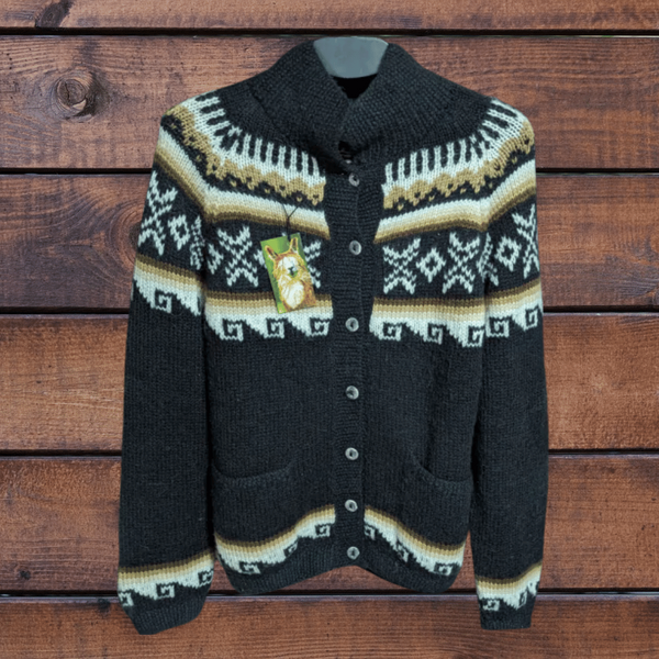 Warm button-down jacket with pockets made of Alpaca